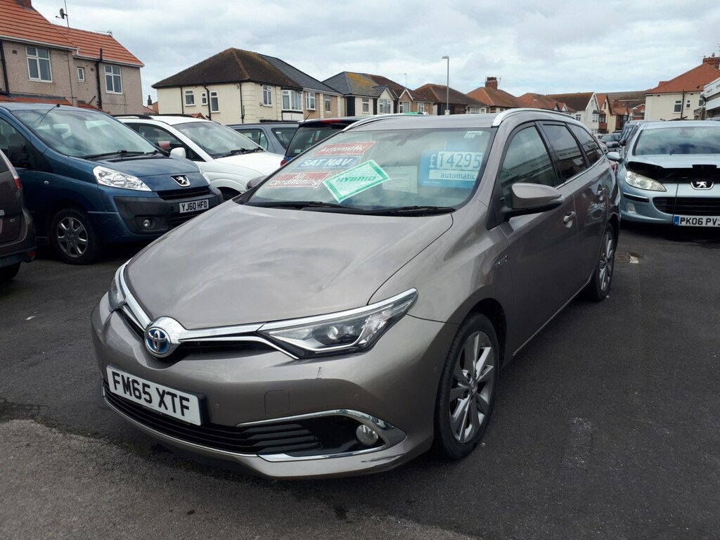 Toyota Auris Estate 1.8 Hybrid Excel Cvt 5-Door From FM65XTF Brown #2