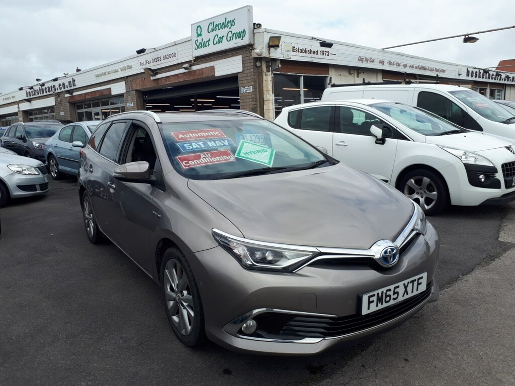 Toyota Auris Estate 1.8 Hybrid Excel Cvt 5-Door From FM65XTF Brown #3