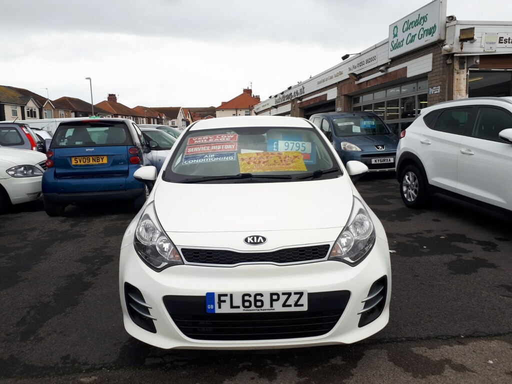 Kia RIO 2 1.25 5-Door From 8,195 Retail Package White