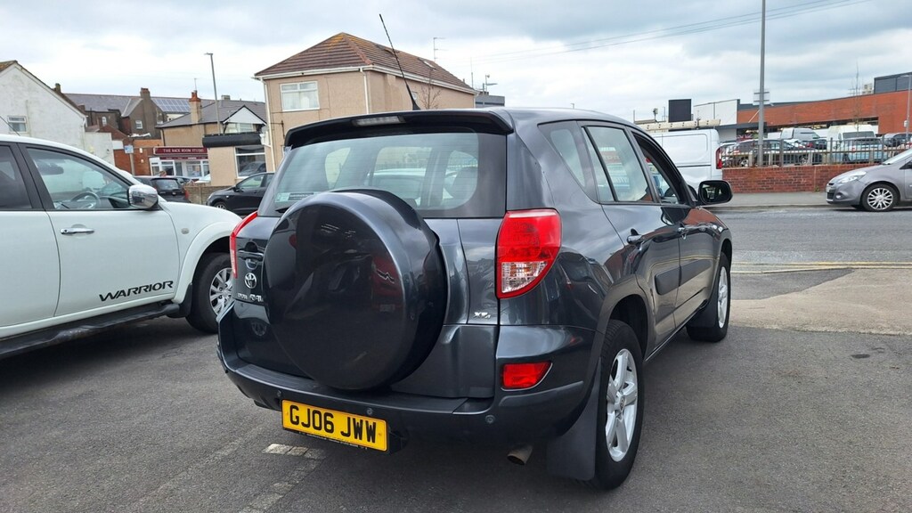 Toyota Rav 4 4 2.0 Vvt-i Xt4 5-Door From 4,995 Ret Grey #4