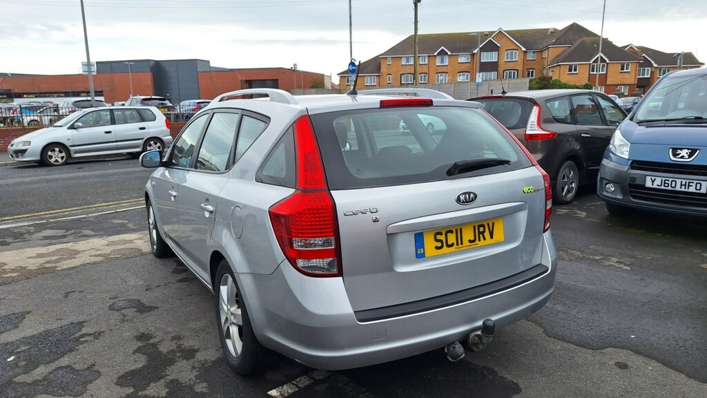 Kia Ceed Estate 2 1.6 Crdi Ecodynamics 5-Door From Silver #5