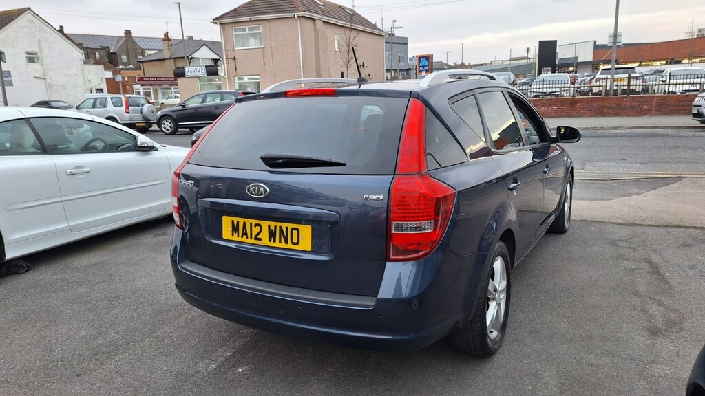 Kia Ceed Estate 3 1.6 Crdi From 3,895 Blue #4