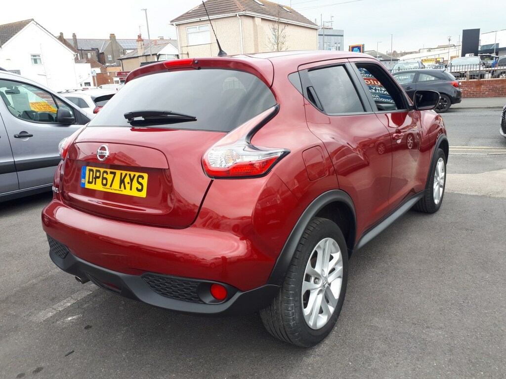 Nissan Juke 1.6 N-connecta Xtronic 5-Door From 11,9 DP67KYS Red #4