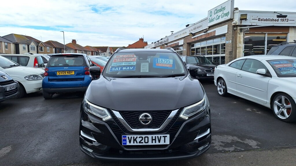 Nissan Qashqai 1.3 Dig-t 160 Tekna Dct 5-Door From 17, Black
