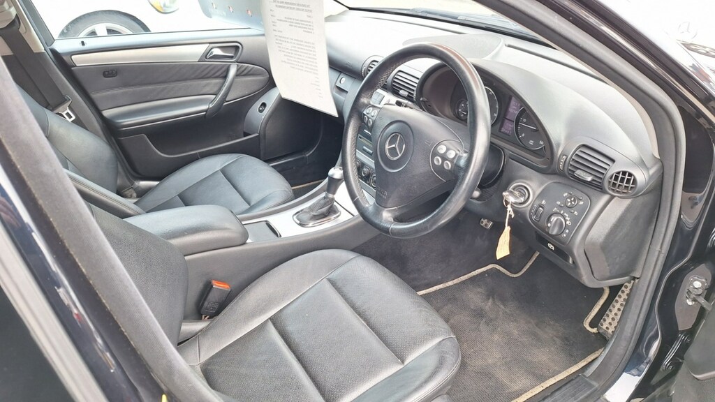 Mercedes-Benz C Class Estate C220 Cdi 2.2 Avantgarde Se From Black #6