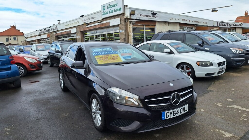 Mercedes-Benz A Class A180 1.5 Cdi Se 5-Door From 8,49 GY64OMJ Purple #3