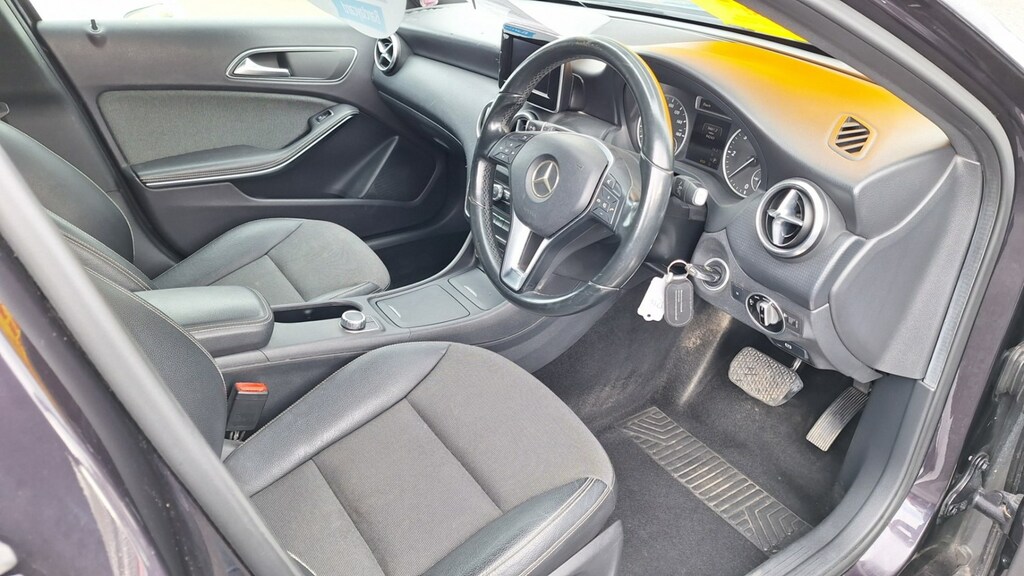 Mercedes-Benz A Class A180 1.5 Cdi Se 5-Door From 8,49 GY64OMJ Purple #6