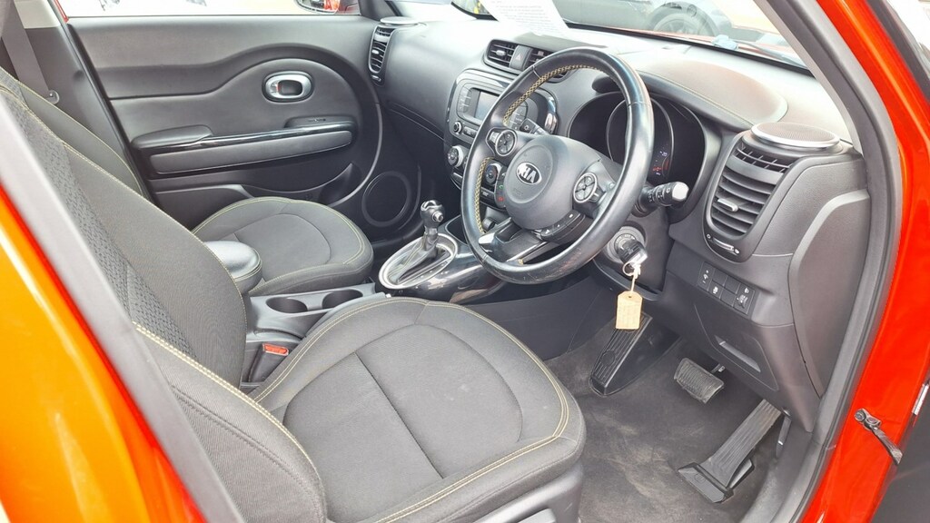 Kia Soul Connect 1.6 Crdi Dct 5-Door From MT65XVZ Red #6