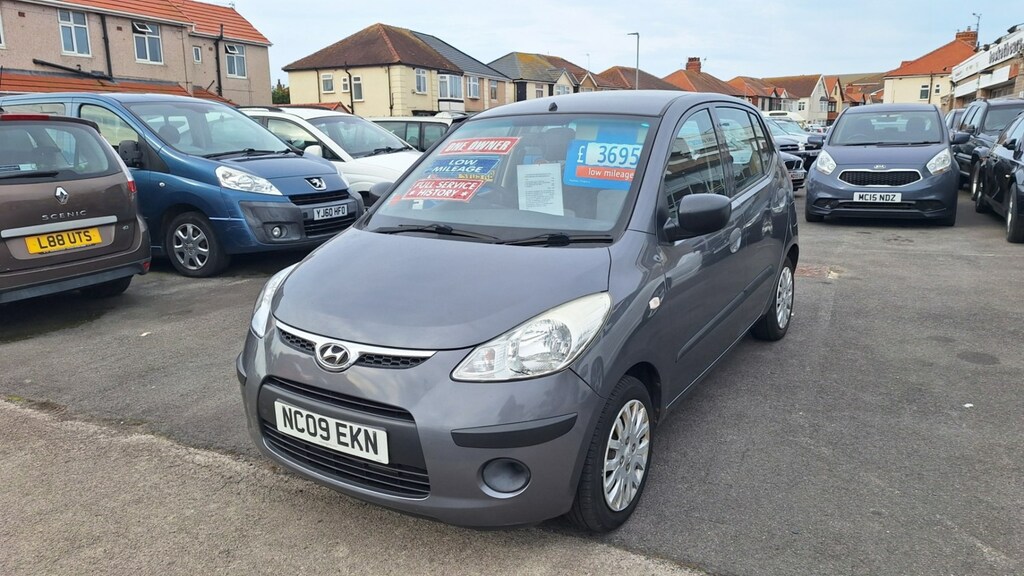 Hyundai I10 1.2 Classic 5-Door From 2,895 Retail Package NC09EKN Grey #2