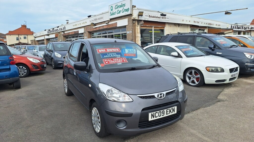 Hyundai I10 1.2 Classic 5-Door From 2,895 Retail Package NC09EKN Grey #3