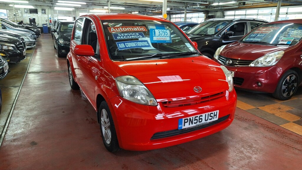 Daihatsu Sirion Hatchback Red #3