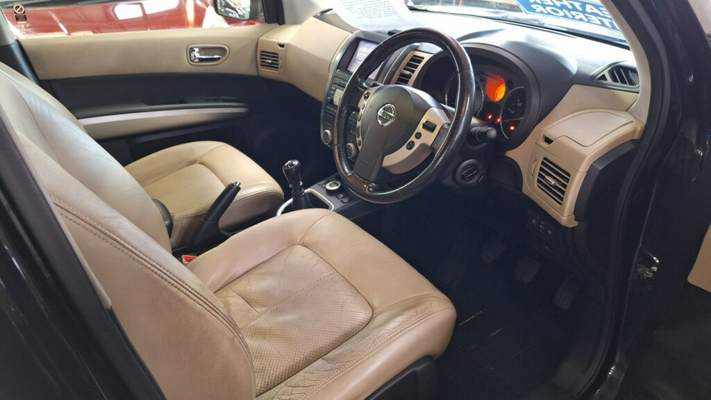 Nissan X-Trail Estate VO08FMG Black #6