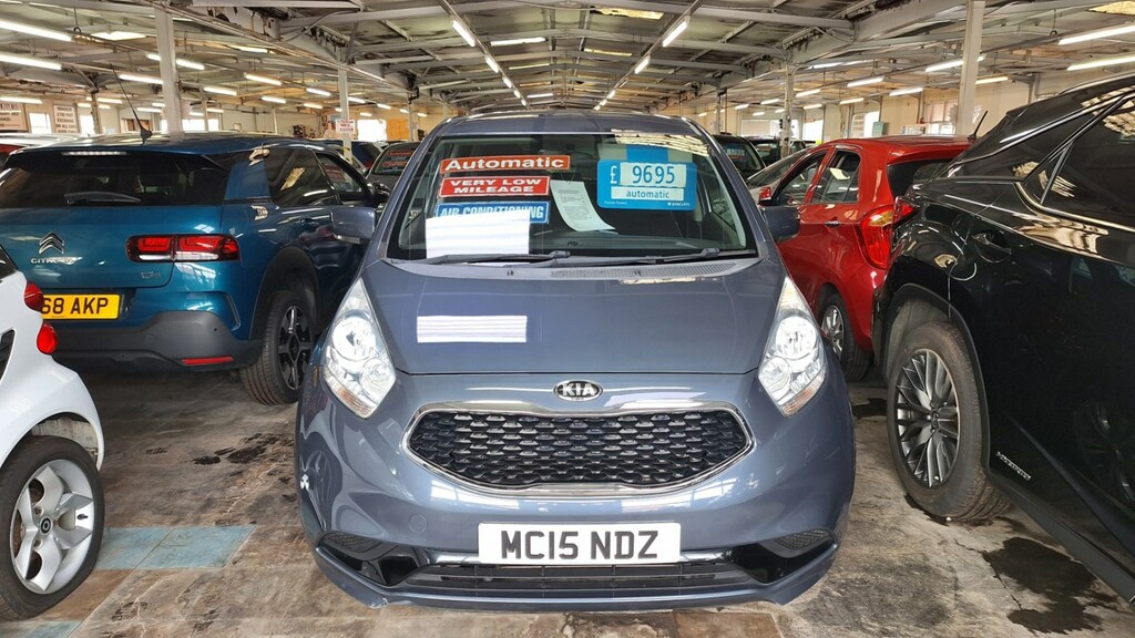 Kia Venga Hatchback Blue