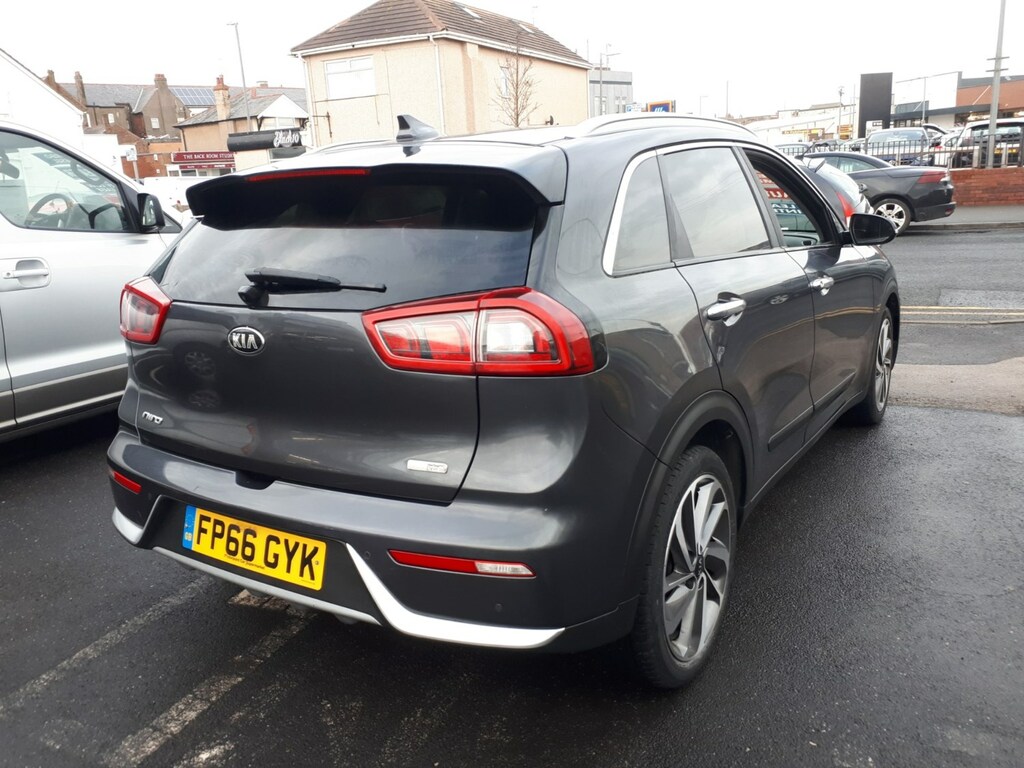 Kia Niro Estate FP66GYK Grey #4