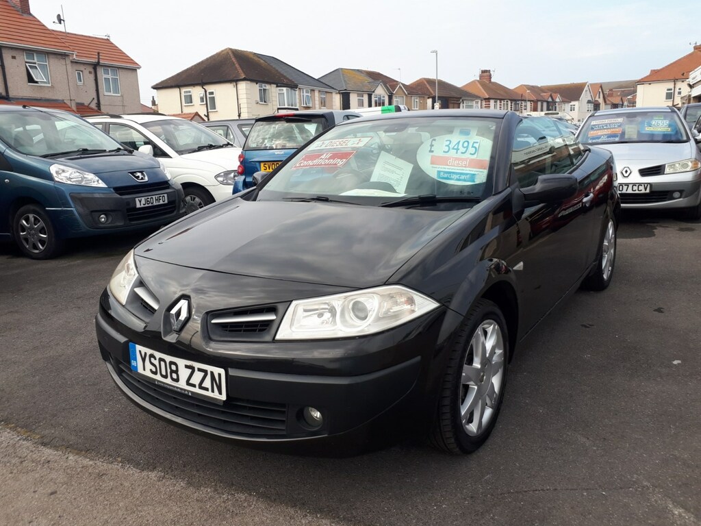 Renault Megane Megane Dynamique Dci 106 Black #2