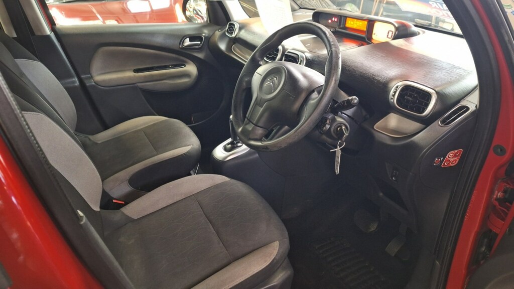 Citroen C3 Picasso Mpv MJ14AOL Red #6