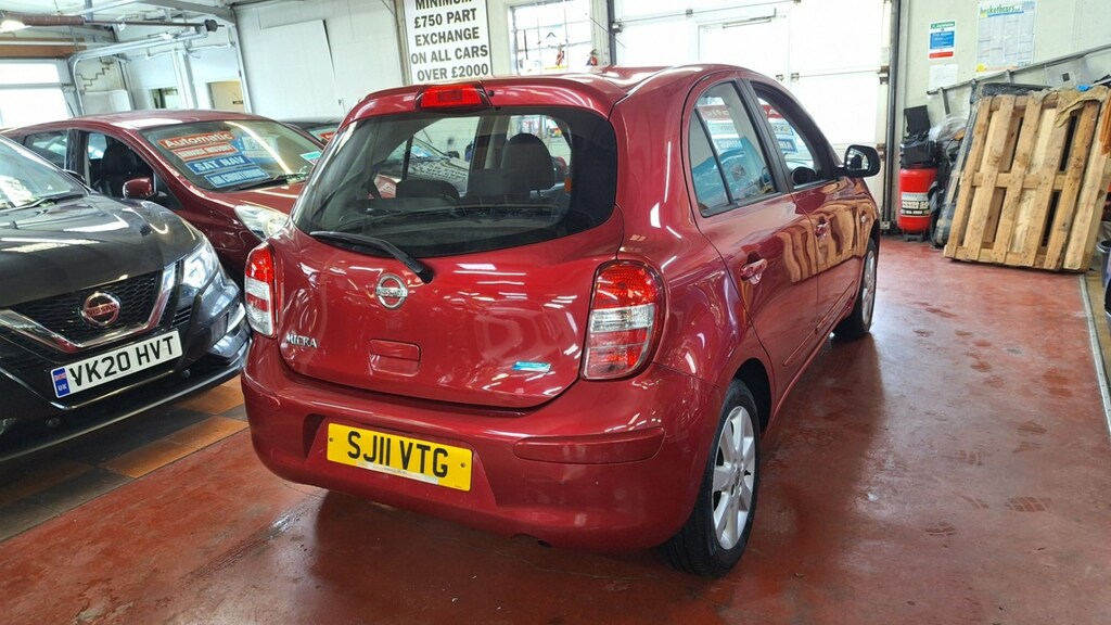 Nissan Micra Hatchback SJ11VTG Red #4