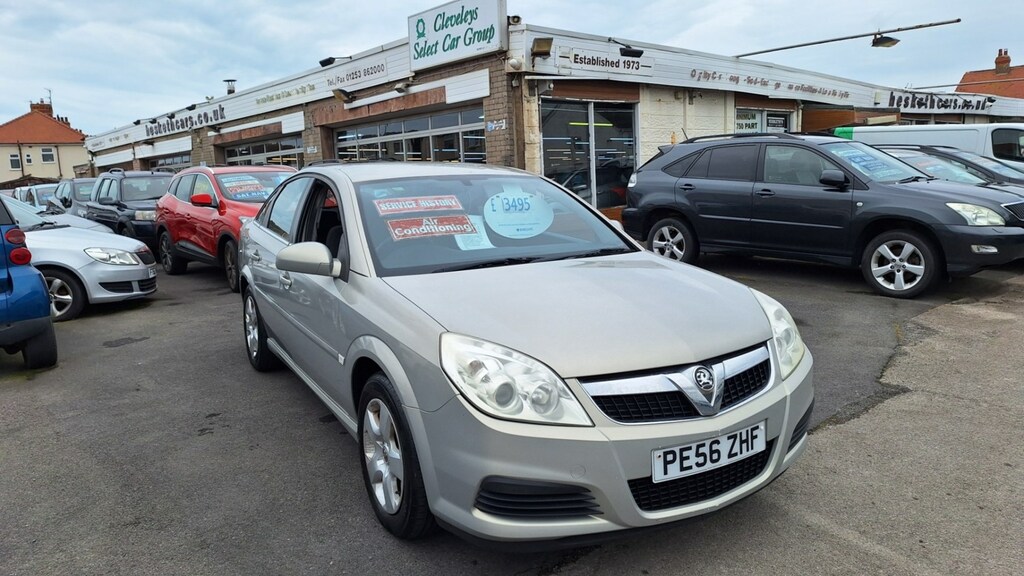 Vauxhall Vectra Hatchback Beige #3