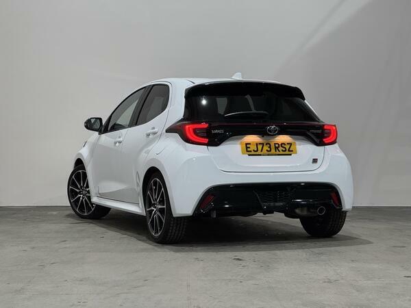 Toyota Yaris 1.5 Vvt-h Gr Sport Hatchback Hybrid E-c EJ73RSZ White #6
