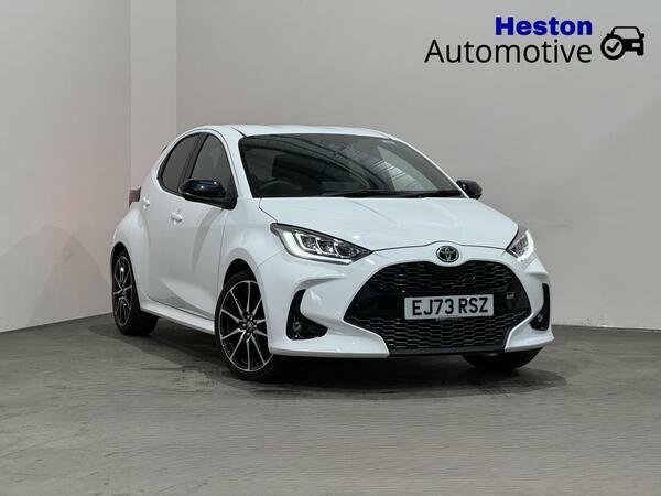 Toyota Yaris 1.5 Vvt-h Gr Sport Hatchback Hybrid E-c White
