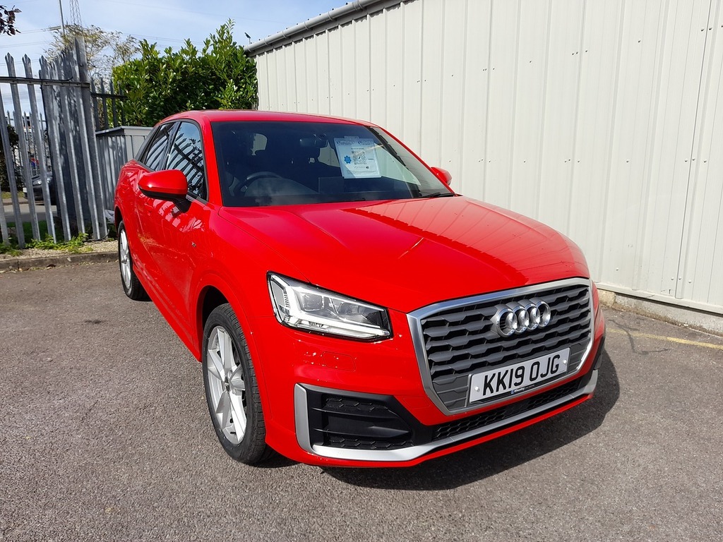 Audi Q2 Tdi S Line KK19OJG Red #6