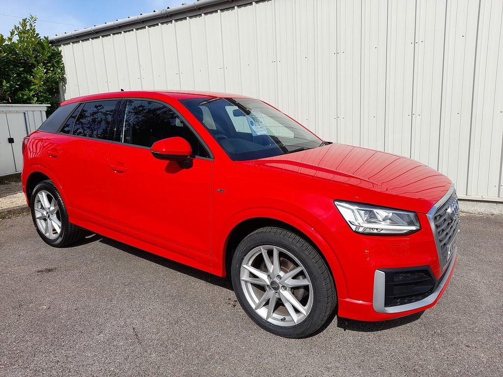 Audi Q2 Tdi S Line KK19OJG Red #5