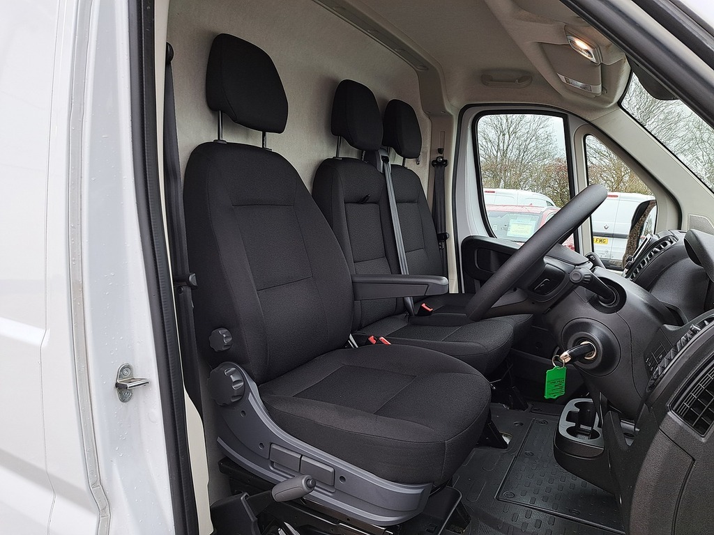 Vauxhall Movano Cdti 3500 Biturbo Prime DT24YXK White #6