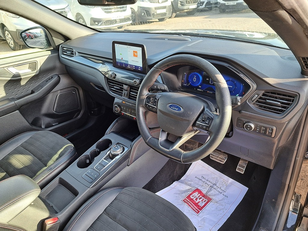 Ford Kuga Ecoblue St-line X GL70BXA Black #2