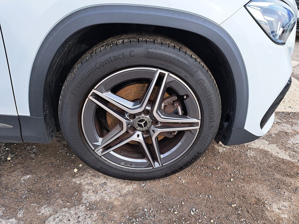 Mercedes-Benz GLA Class Gla200 Amg Line YC22MLJ White #6