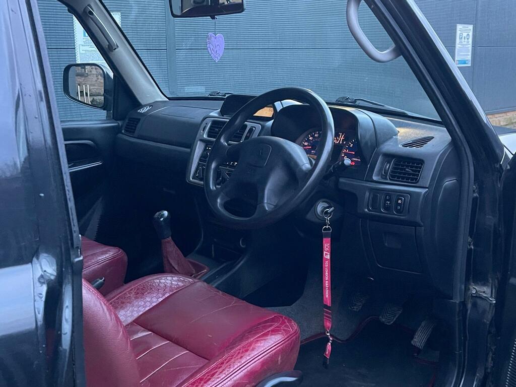 Mitsubishi Shogun Pinin 1.8 Equippe 2003 Silver #40