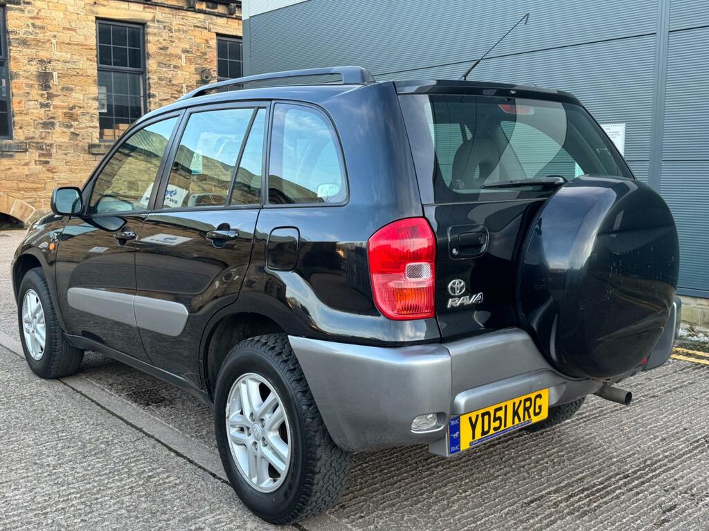 Toyota Rav 4 Gx Beige #16