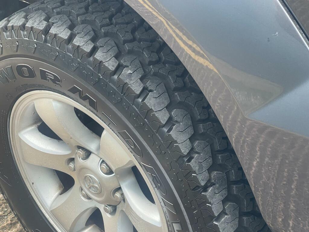 Toyota Land Cruiser 3L Lc3 Red #45