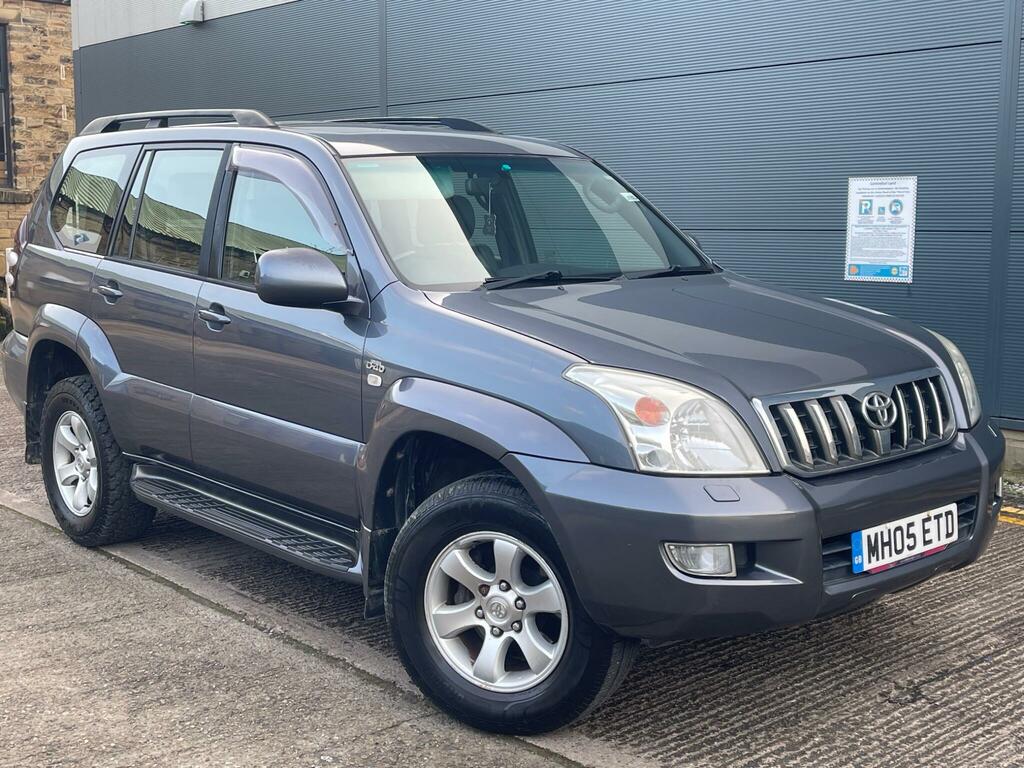 Toyota Land Cruiser 3L Lc3 Red #23