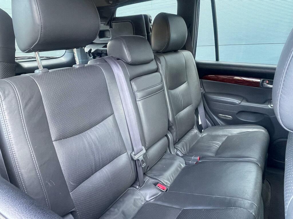 Toyota Land Cruiser 3L Lc3 Red #56