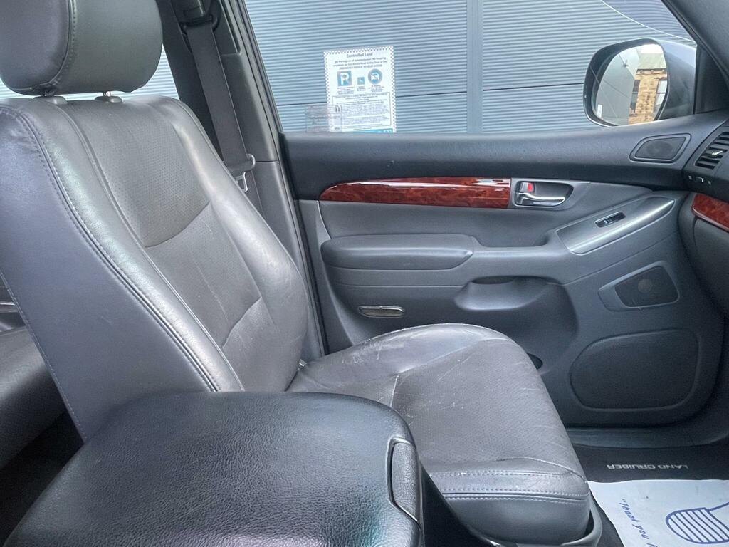 Toyota Land Cruiser 3L Lc3 Red #55