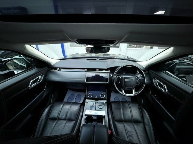 Land Rover Range Rover Velar 2018 2.0 D240 Hse Black Pack Panoramic Roof Sat Na KO68ACV Black #4
