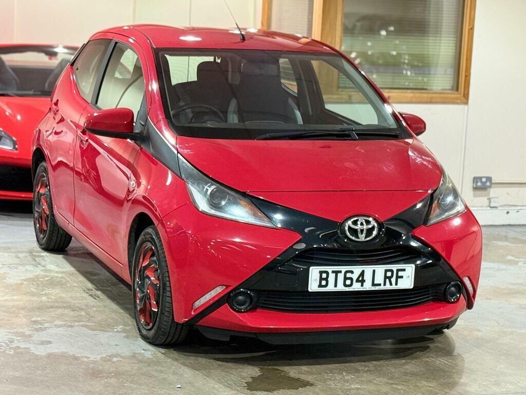 Toyota Aygo 1.0 Vvt-i X-play X-shift Euro 5 Red