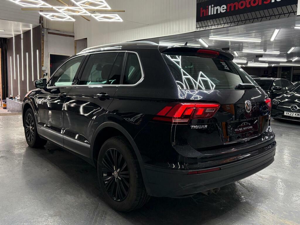 Volkswagen Tiguan 2.0 Tdi Bluemotion Tech Se Navigation Dsg 4Motion EG16BZL Black #4