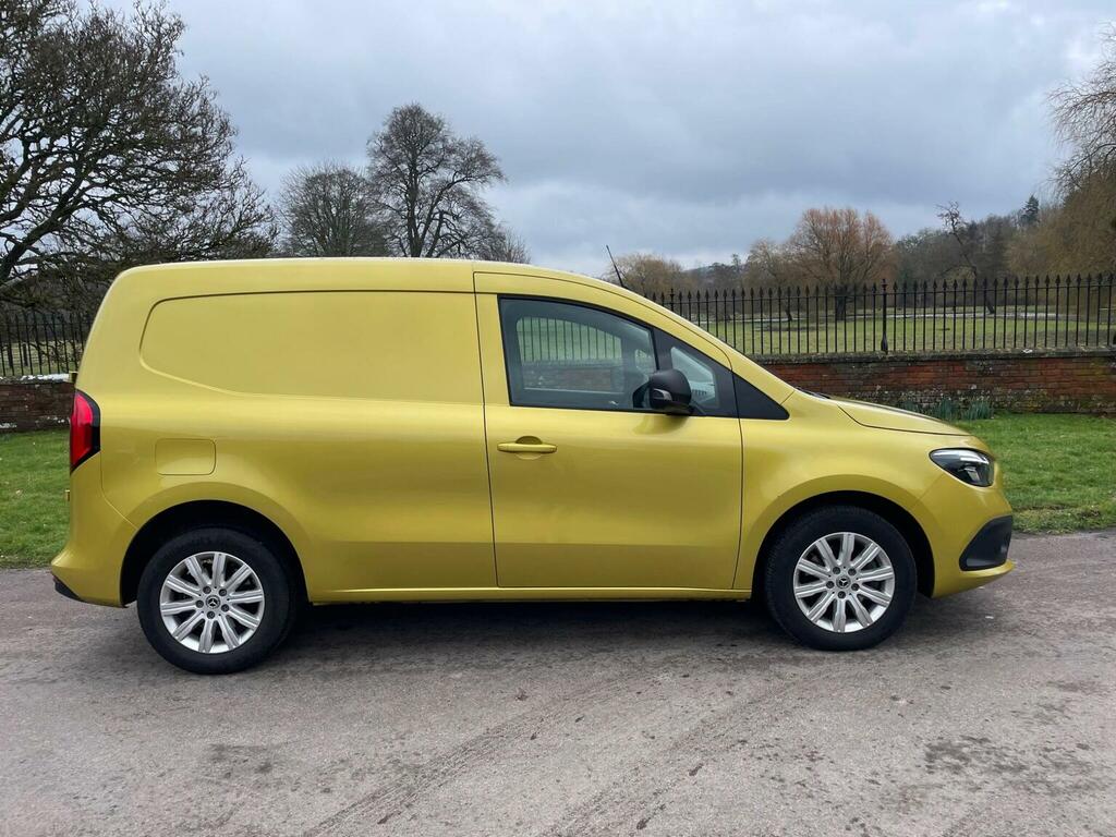 Mercedes-Benz CITAN 1.5 110 Cdi Premium L1 Euro 6 Ss Yellow #2
