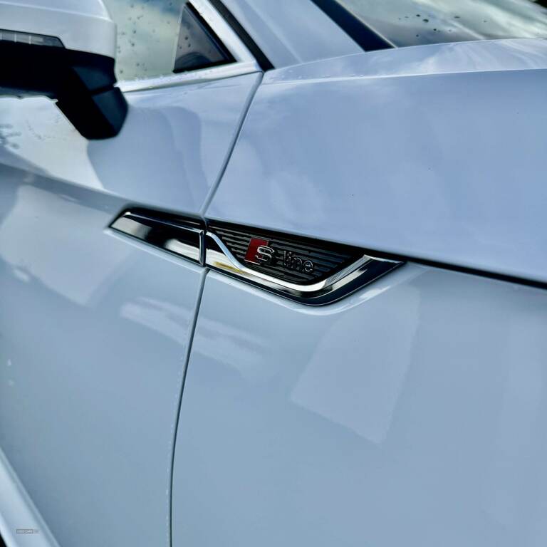 Audi A5 35 Tdi S Line S Tronic WG70UAE White #6