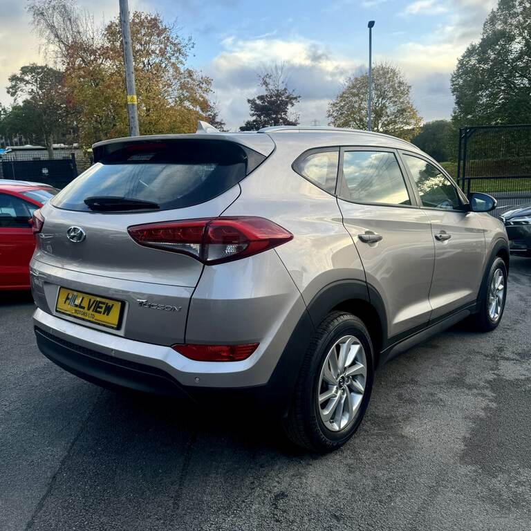 Hyundai Tucson 1.7 Crdi Blue Drive Se Nav 2Wd SM16HWP Brown #3