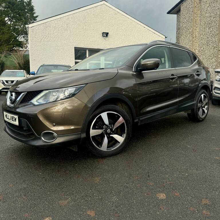 Nissan Qashqai 1.5 Dci N-connecta Brown