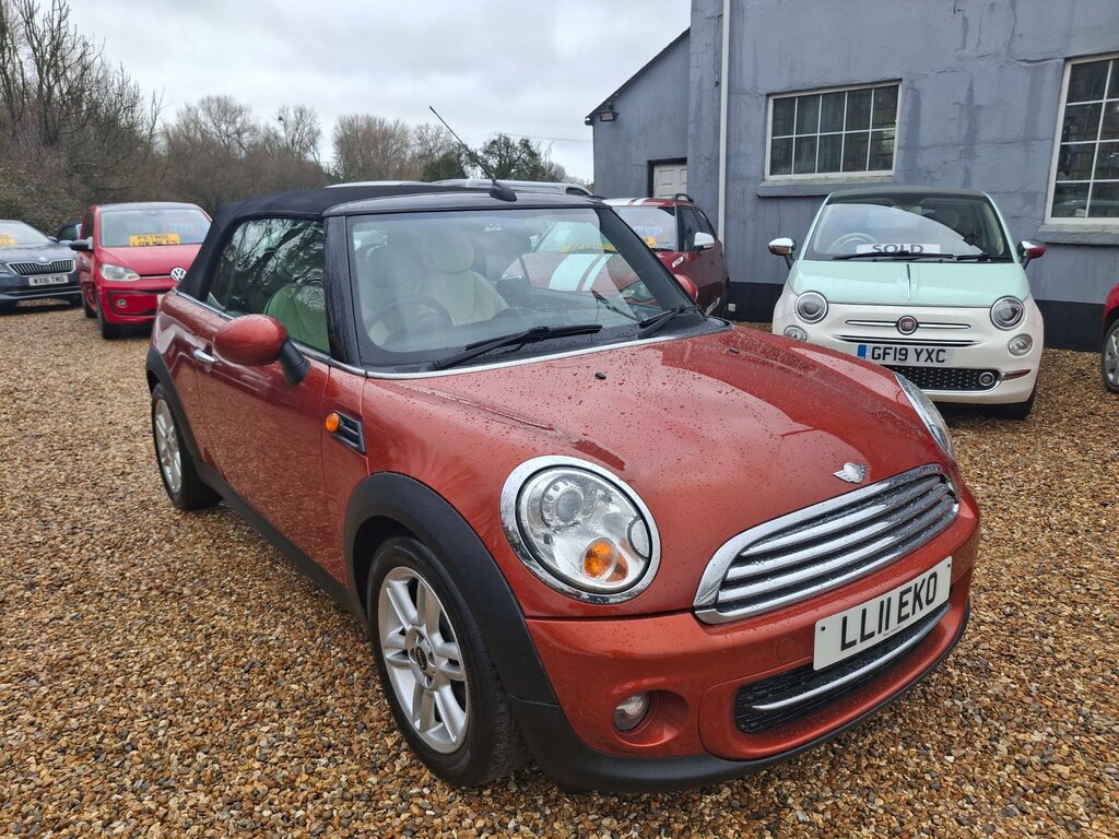 Mini Convertible 1.6 Cooper D Convertible Euro 5 Orange #2