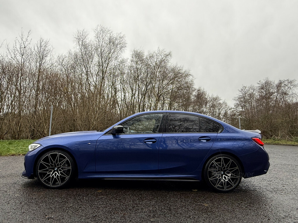 BMW 3 Series 318D M Sport YH20FUW Blue #4