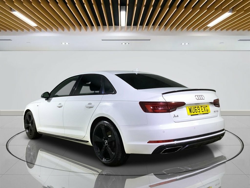 Audi A4 2L Black Edition WU69EXG White #6