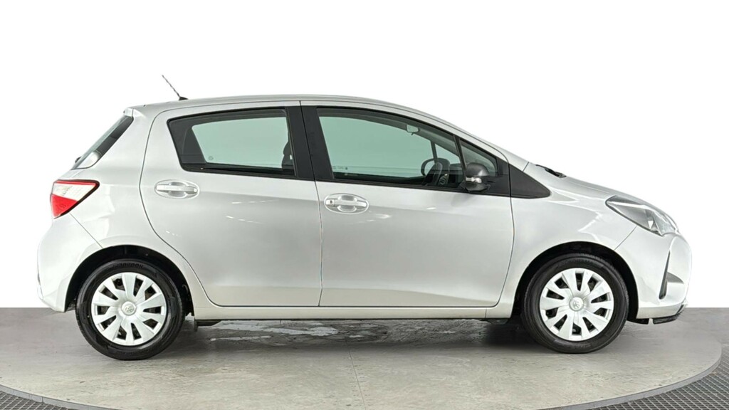 Toyota Yaris 1.0 Vvt-i Active Hatchback Euro Silver #3