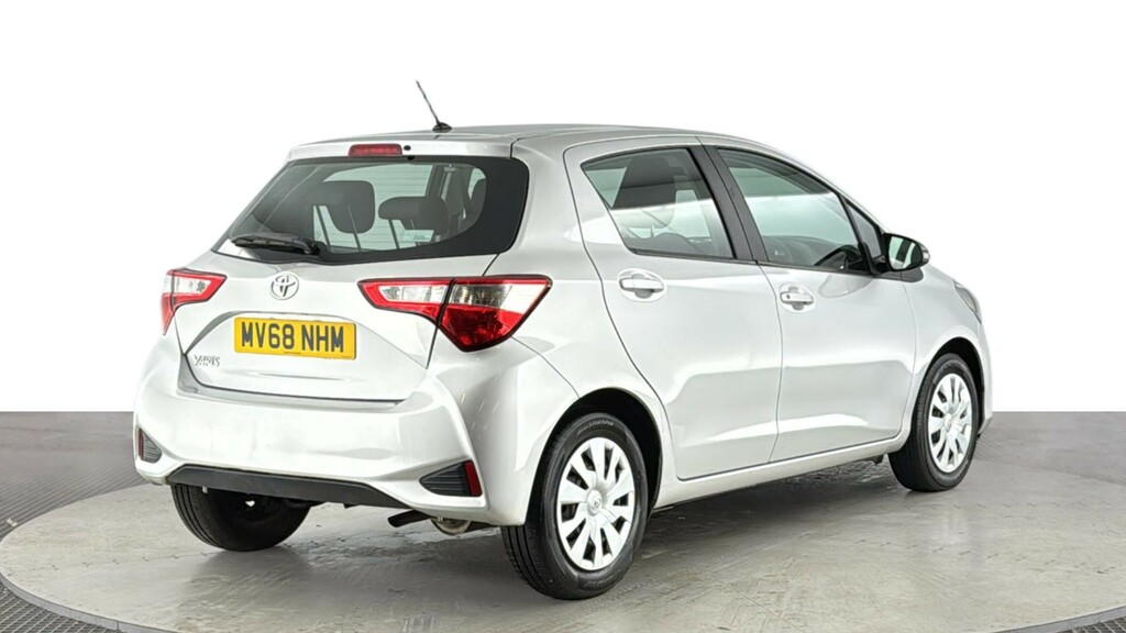 Toyota Yaris 1.0 Vvt-i Active Hatchback Euro Silver #4