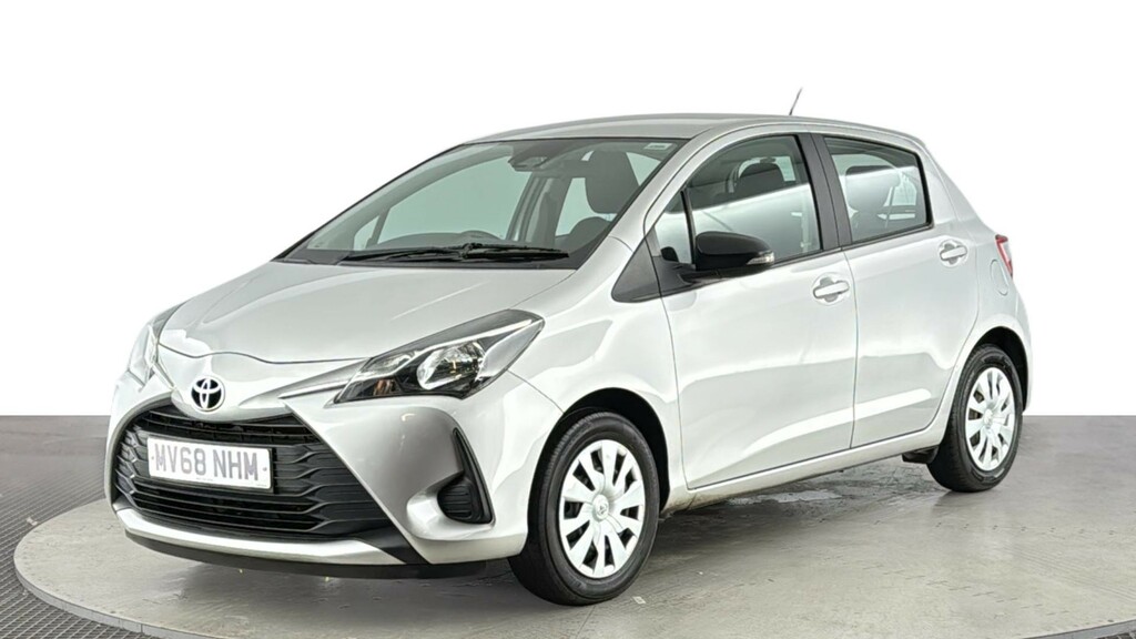 Toyota Yaris 1.0 Vvt-i Active Hatchback Euro Silver