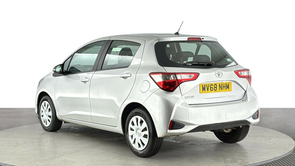 Toyota Yaris 1.0 Vvt-i Active Hatchback Euro Silver #6