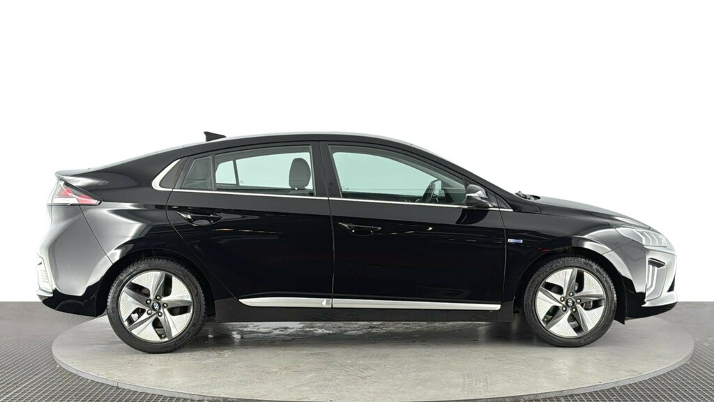 Hyundai Ioniq 1.6 H-gdi 1St Edition Hatchback Hybrid FX69XUS Black #3